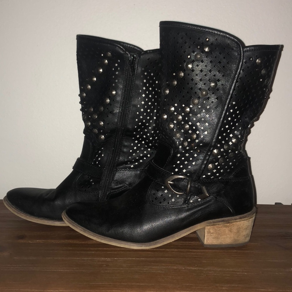 BareTraps studded Black Boots